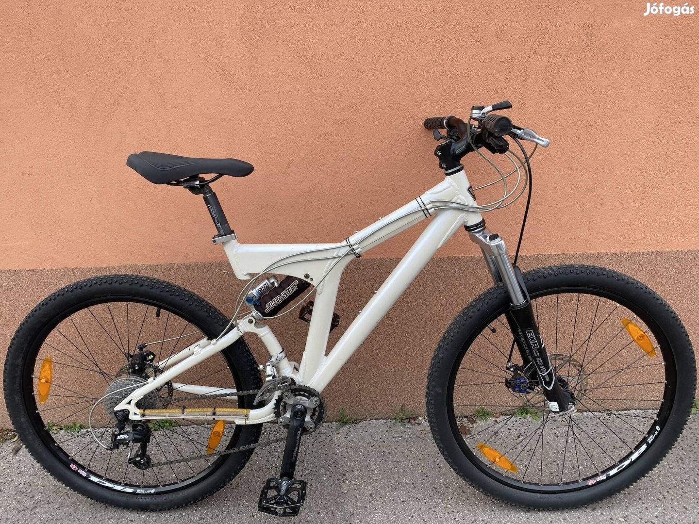 Gyönyörű 26-os,Tárcsafékes,Alu mtb,Deore,Shimano,Lock teleszkóp!