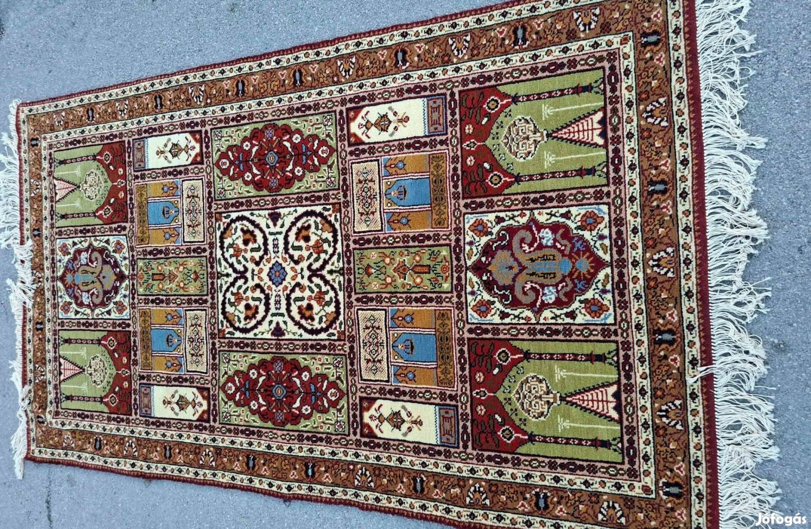 Gyönyörű Békésszentandrási , kézi csomózású , gyapjú szőnyeg