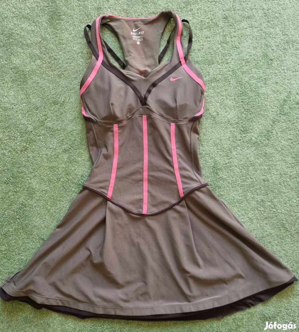 Gyönyörű Nike tenisz padel vagy pickleball, hockey stb