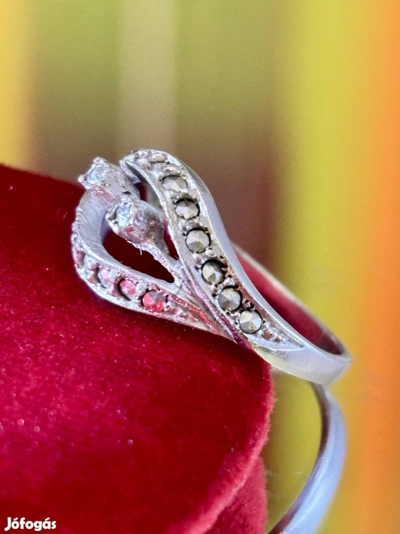 Gyönyörű, antik ezüst gyűrű, Markazit kövekkel