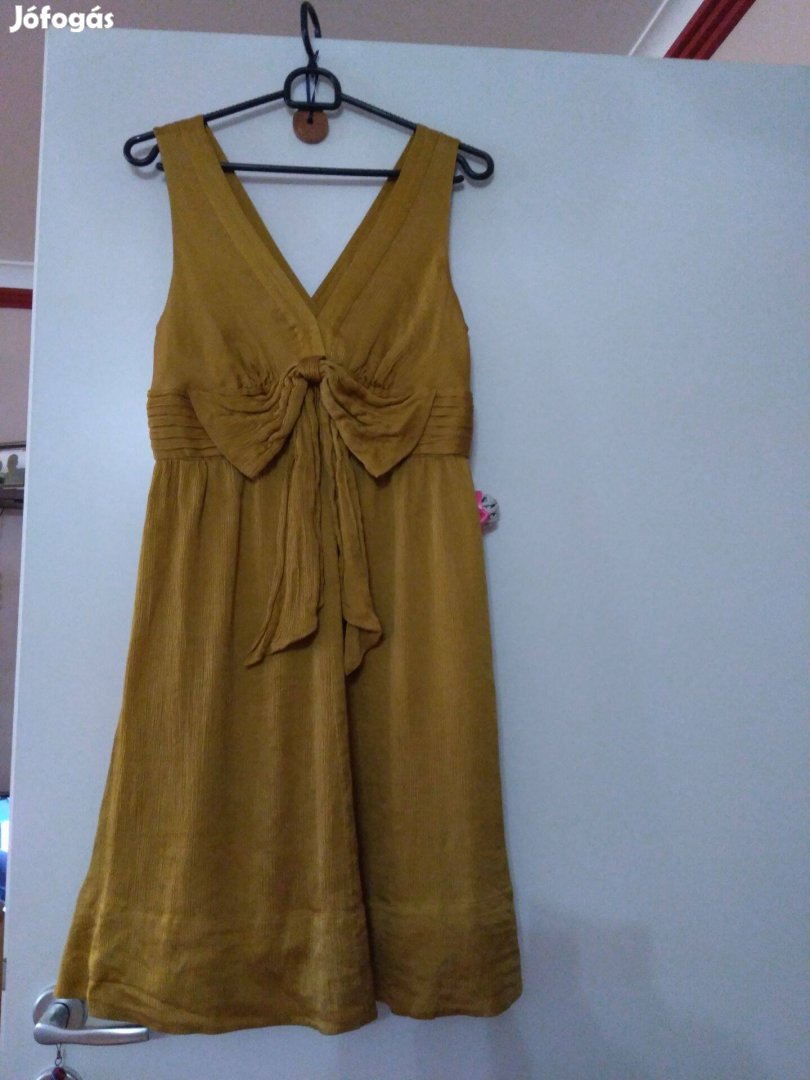 Gyonyoru, elegans, aranyszinu Ted Baker ruha, 36 (1x viselt)