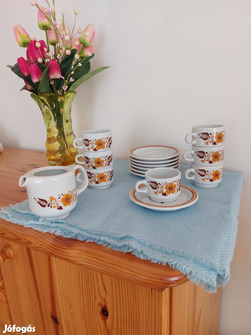 Gyönyörű, hibátlan, alföldi porcelán kávés készlet eladó