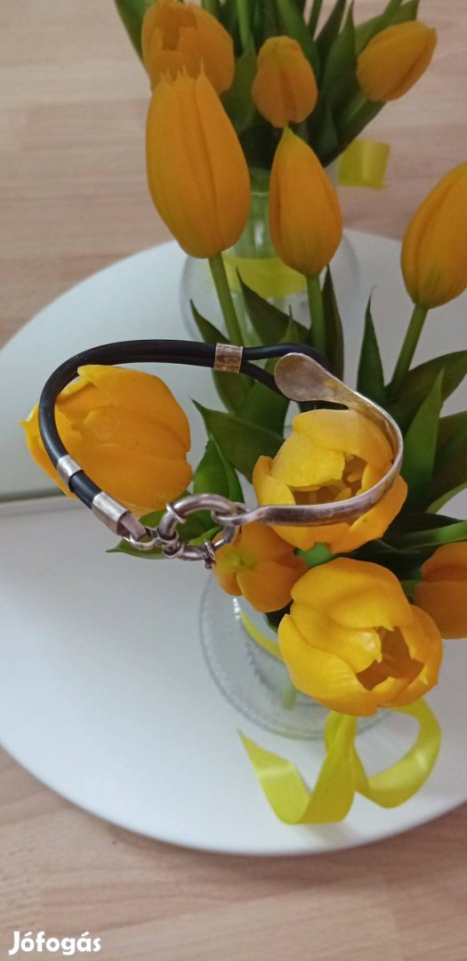 Gyönyörű, kaucsuk-ezüst karkötő, karperec, 14 gramm