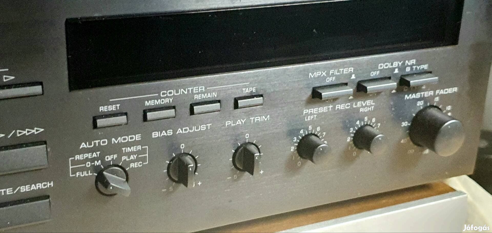 Gyönyörű állapotban eladó egy Yamaha RX-450 stereo Receiver