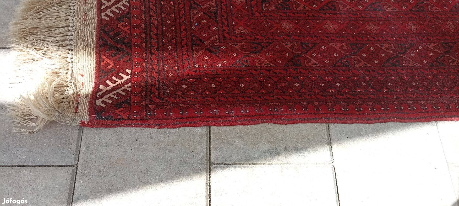Gyönyörű nagy perzsa szőnyeg