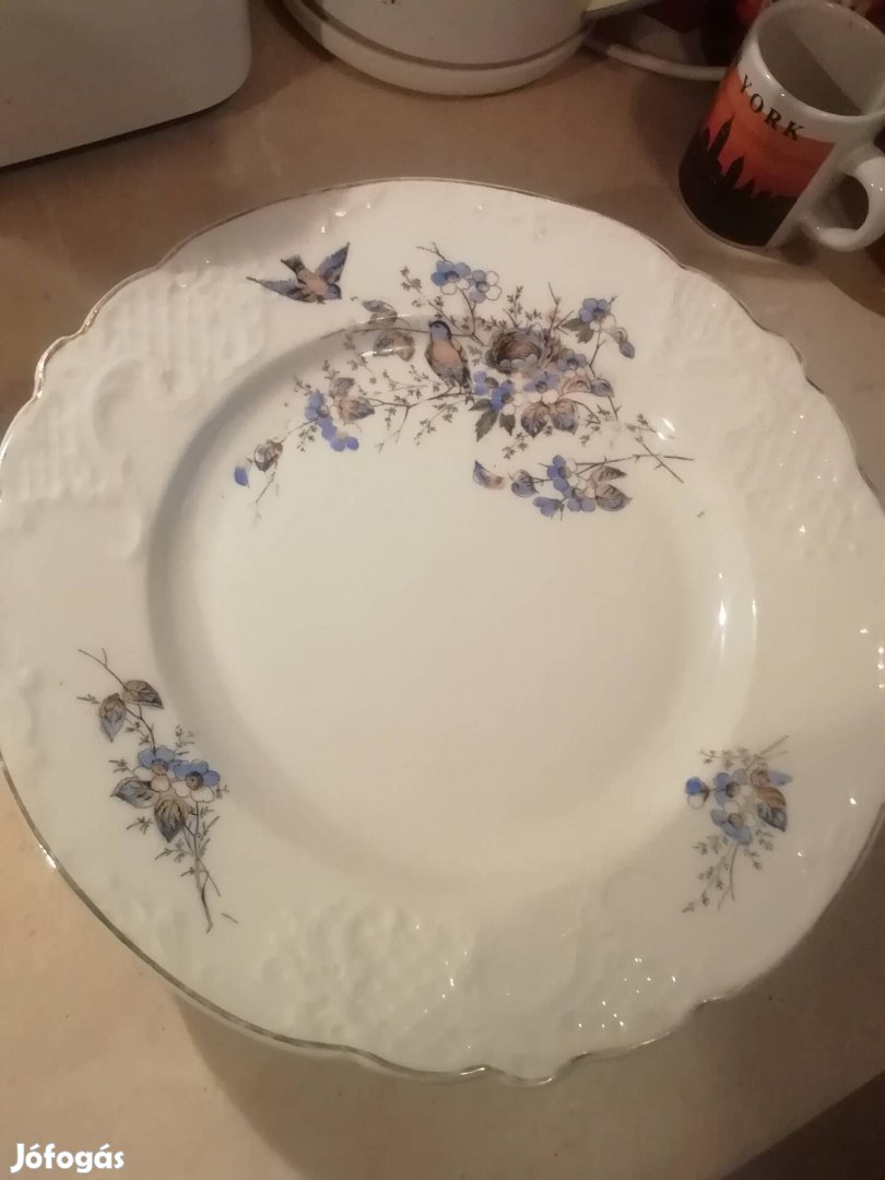 Gyönyörű porcelán leveses tányér készlet arany szegéllyel, 6 db. 