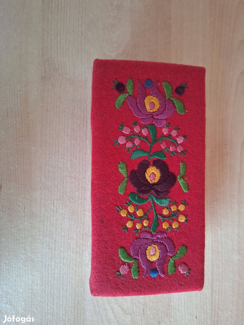 Gyönyörű tároló doboz eladó