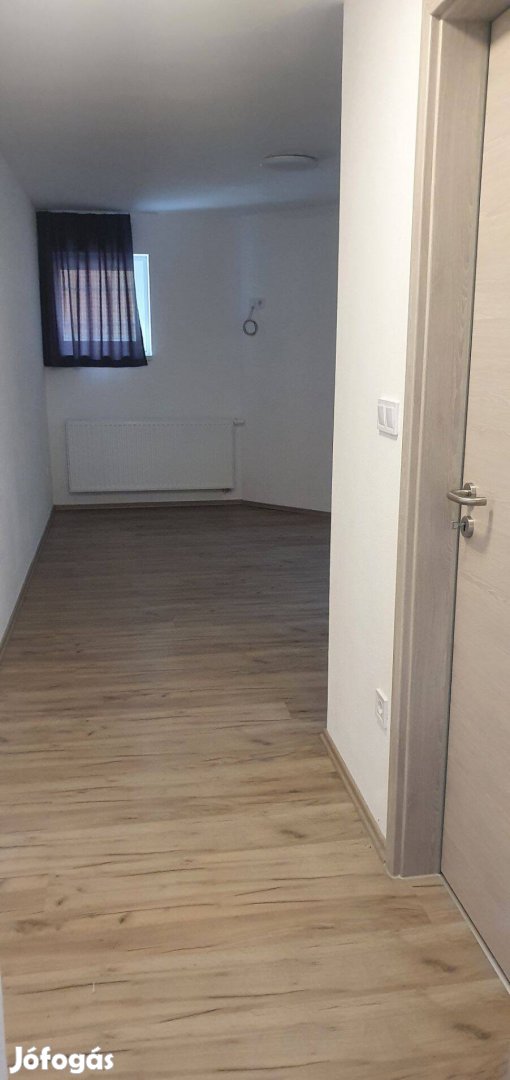 Győr-Révfalu mini apartmanszoba kiadó