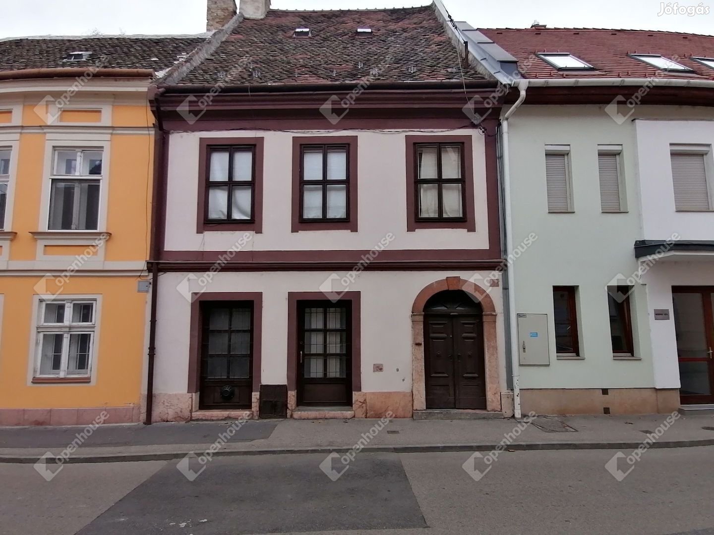 Győr, eladó társasházi lakás