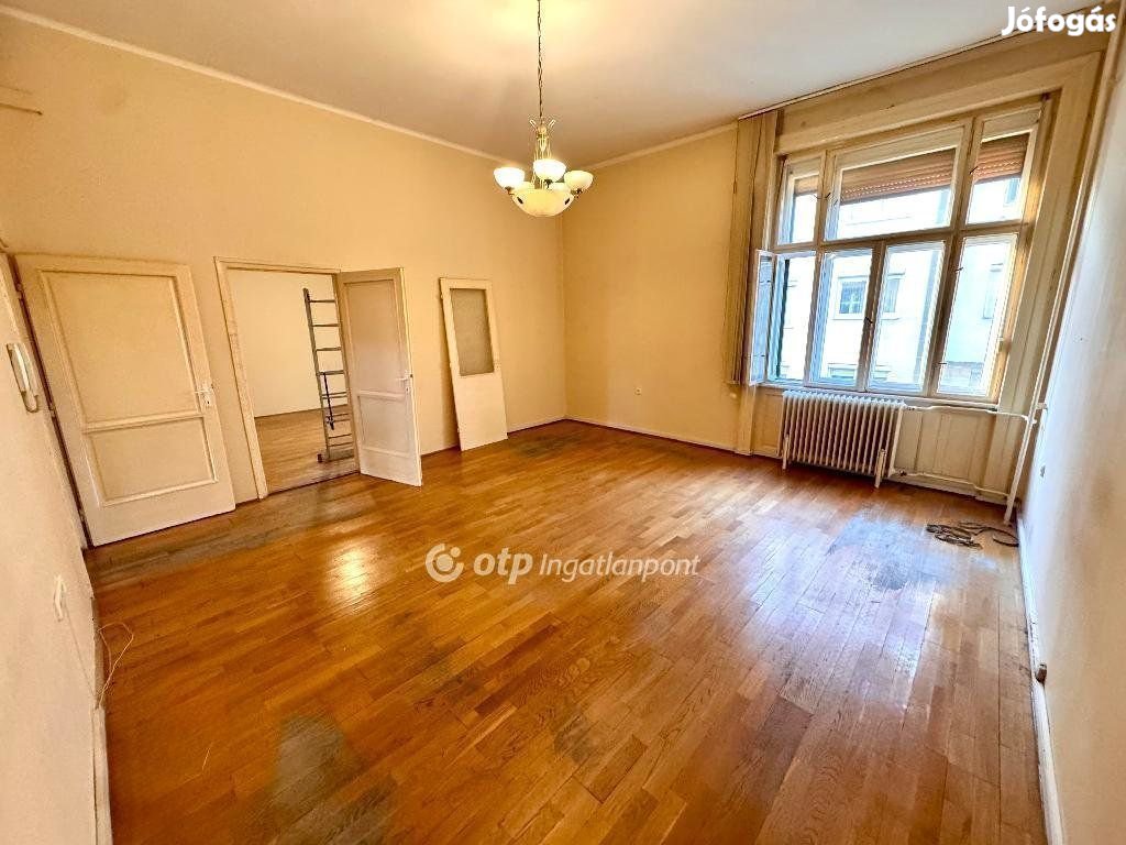 Győri 69 nm-es lakás eladó