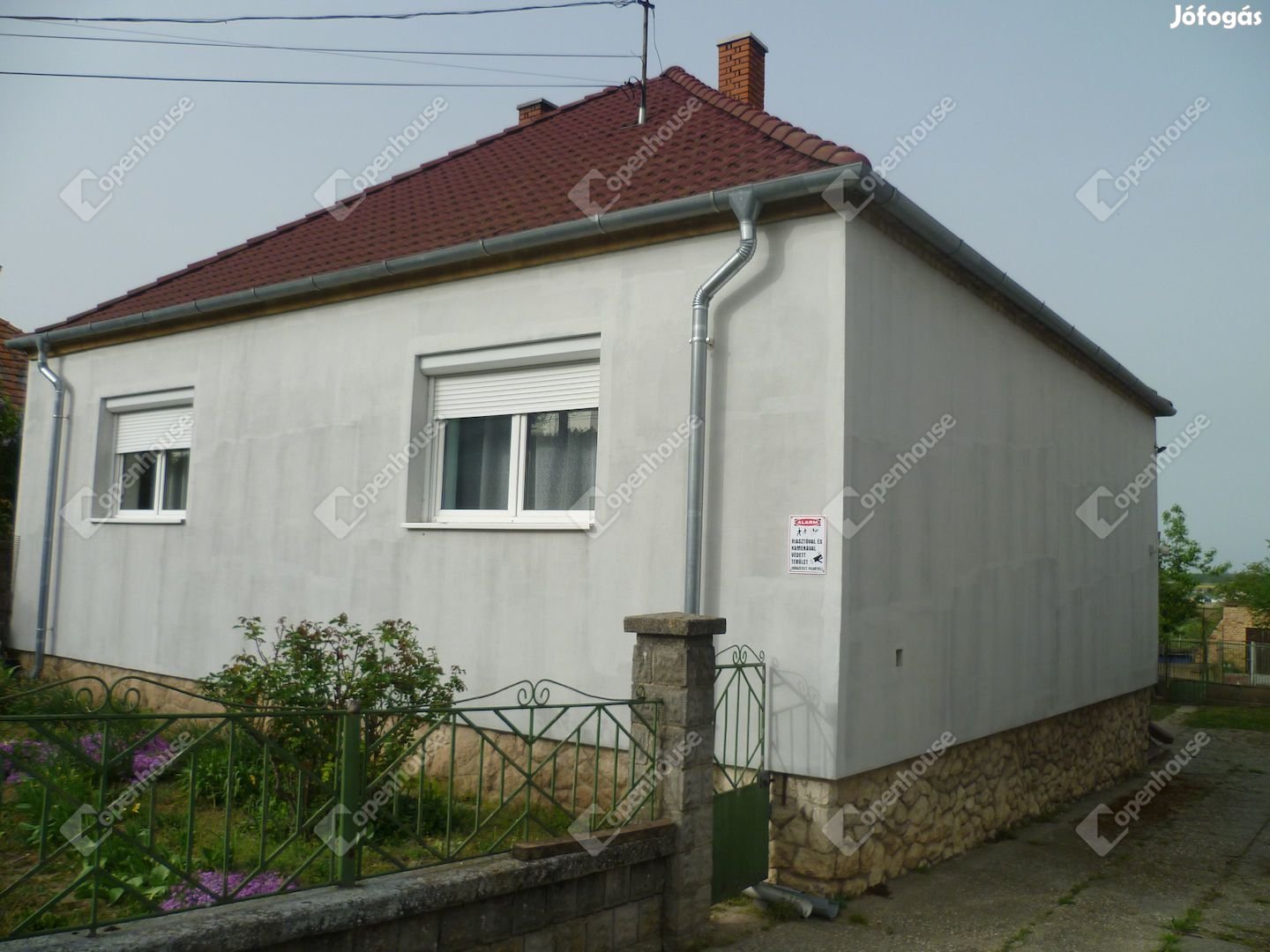 Győrújbarát, eladó családi ház