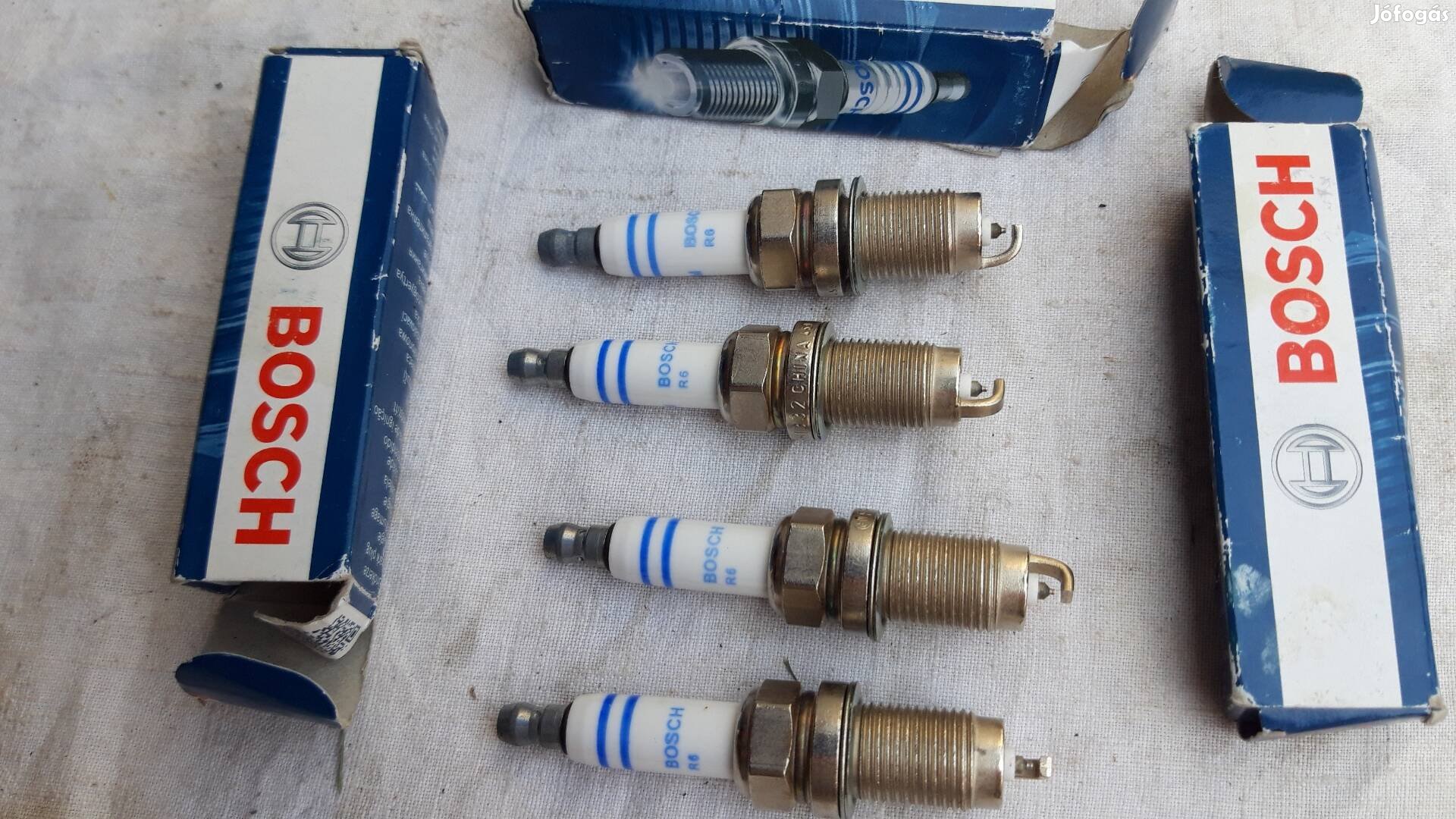 Gyújtógyertya Bosch FR6HI  Audi, VW, Skoda,Seat hoz új db