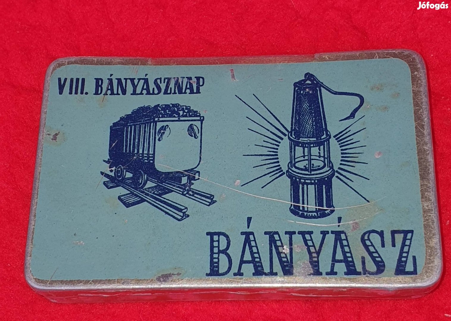 Gyüjtőknek! Retro cigaretta doboz