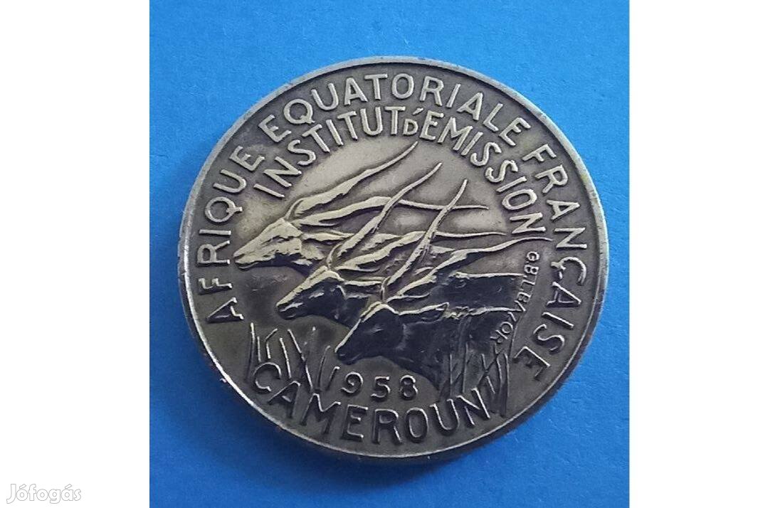 Gyűjtőknek szép 1958-as Francia-Kamerun 10 Frank pénzérme