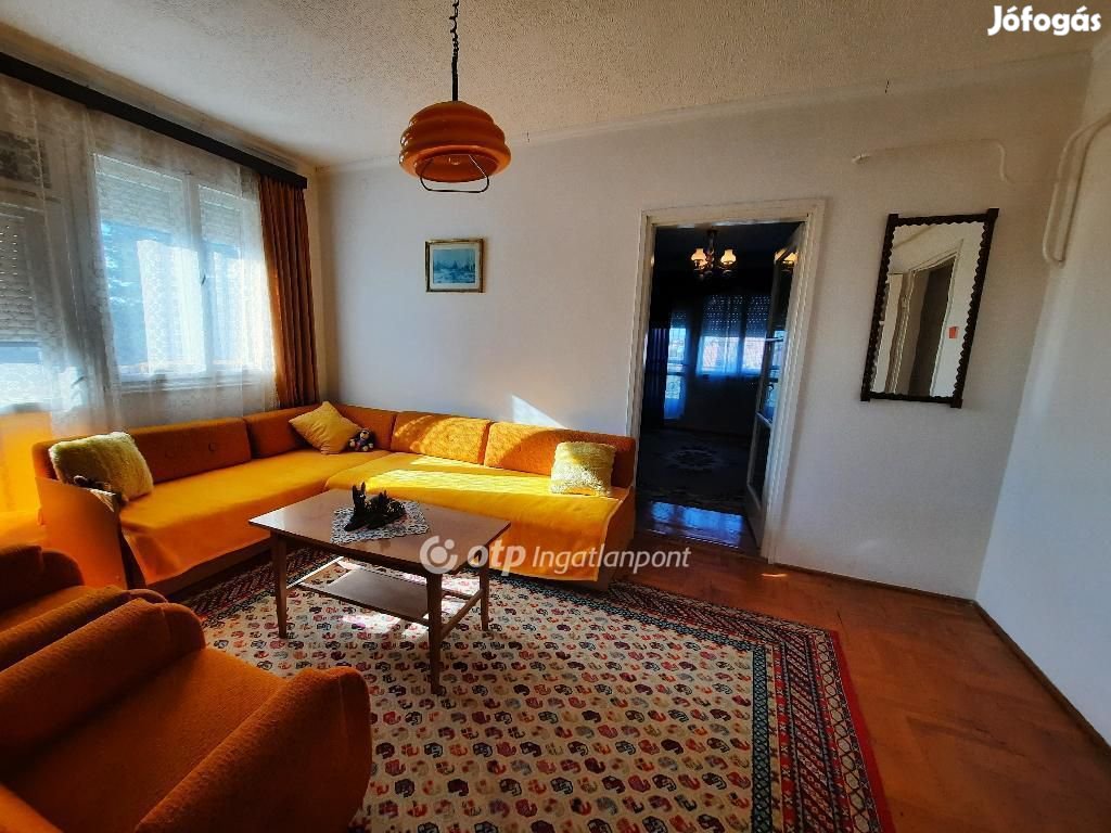 Gyulai eladó 192 nm-es ház