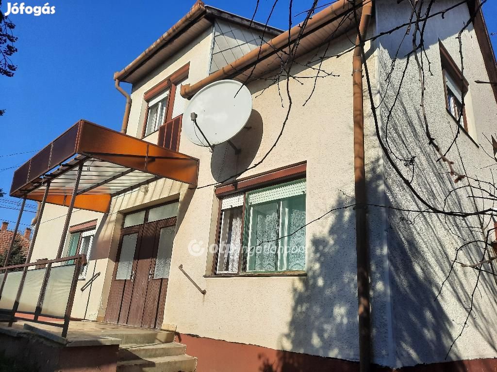 Gyulai eladó 192 nm-es ház