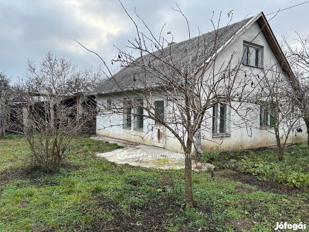 Gyulai eladó 20000 nm-es telek