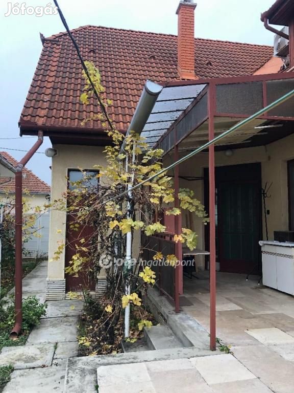 Gyulai eladó 258 nm-es ház