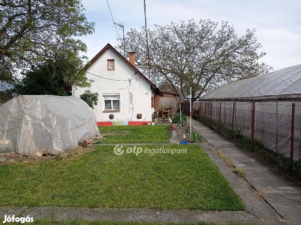 Gyulai eladó 37 nm-es ház