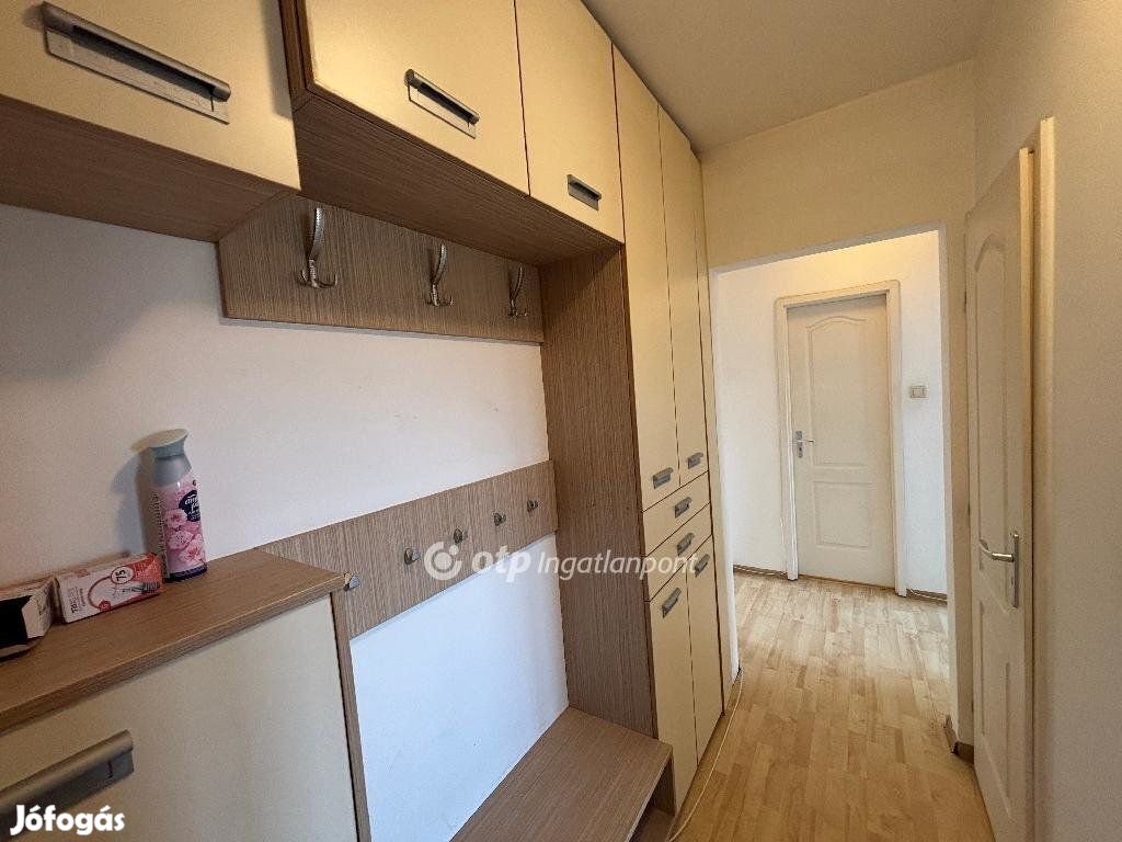 Gyulai eladó 50 nm-es lakás