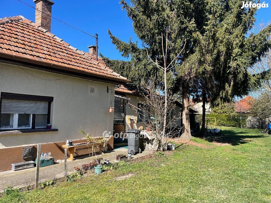 Gyulai eladó 80 nm-es ház