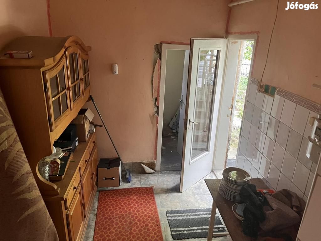 Gyulán az Újvárosi részen 2 szobás társasházi lakás eladó - Gyula
