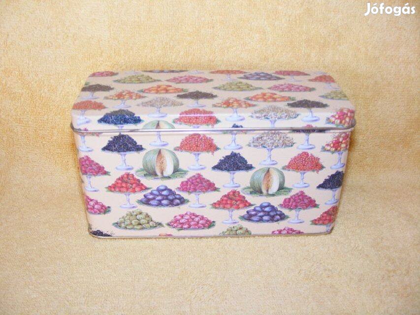Gyümölcsös fémdoboz