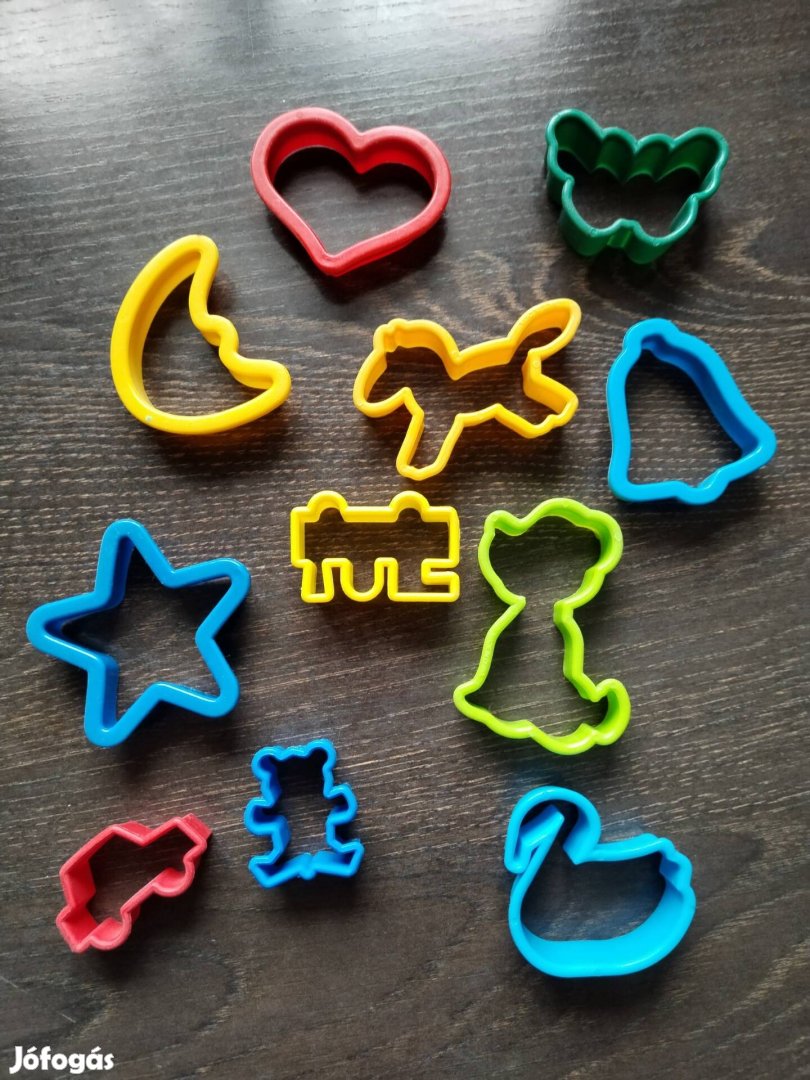 Gyurma kiszúró szett gyerekeknek