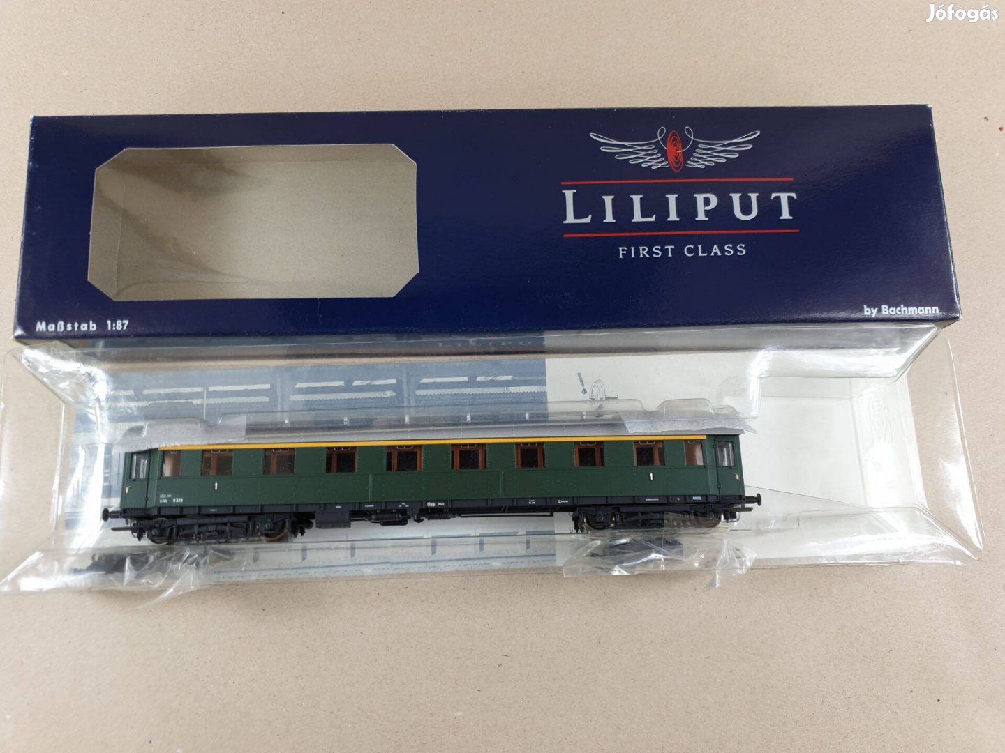 H0 Liliput L384205 GR 28 ÖBB 1. Osztályú Személyvagon Vagon