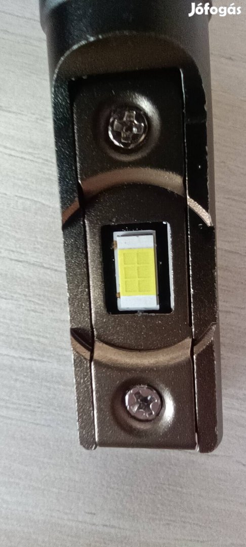 H7 LED izzók beépített ellenállással  erős fény, új állapot!
