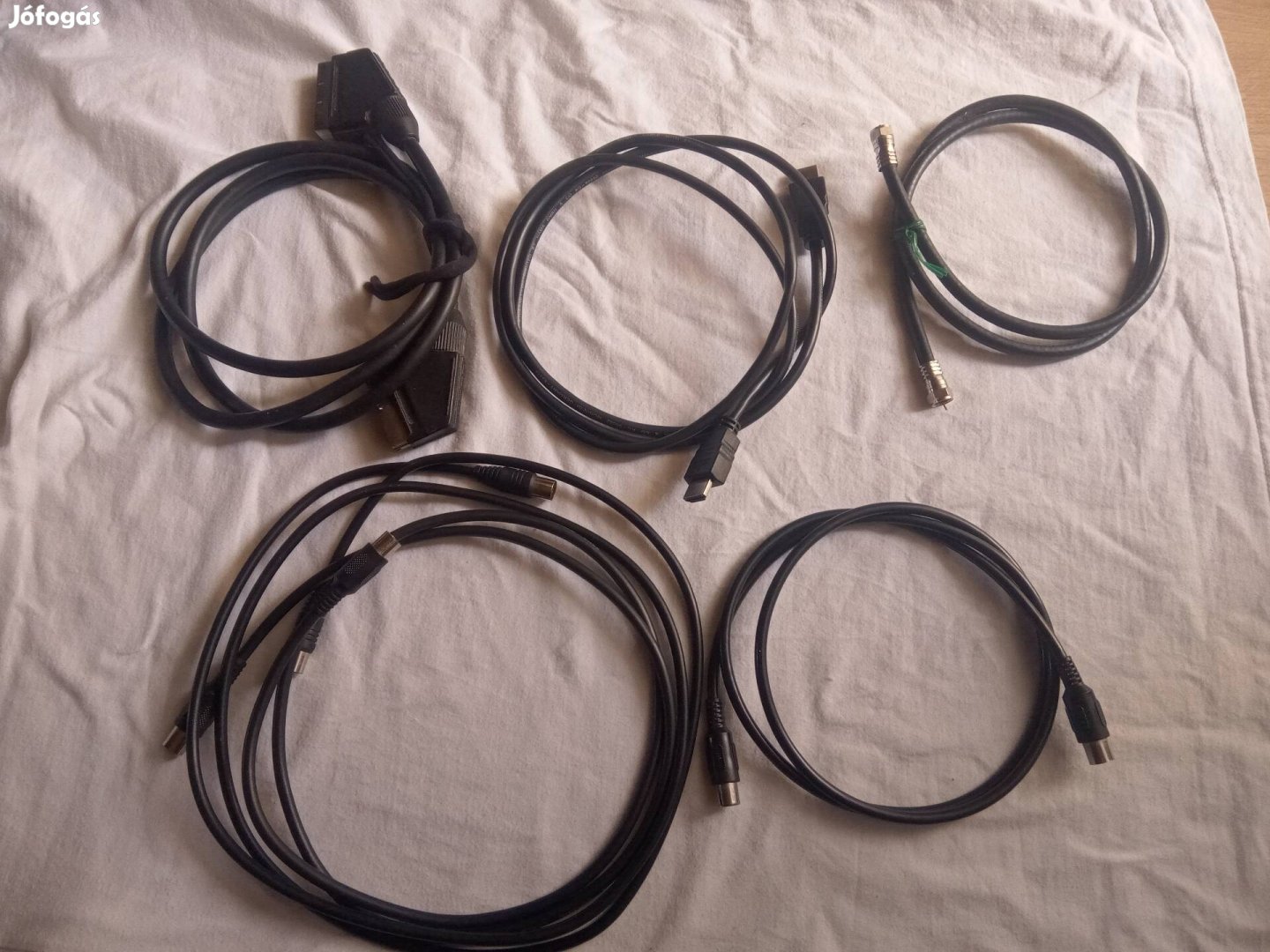 HDMI Scart és Coax csatlakozó kábel 