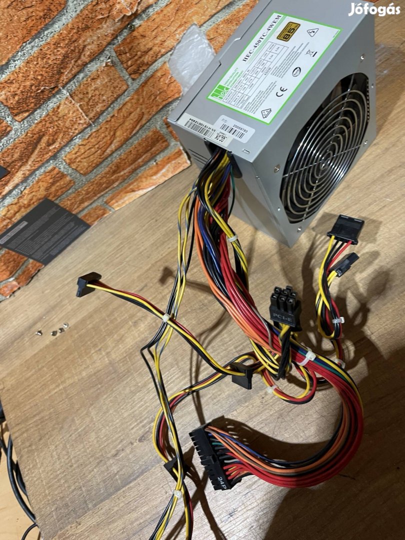 HEC-450TC-4Wem ATX tápegység 450 Watt 85+