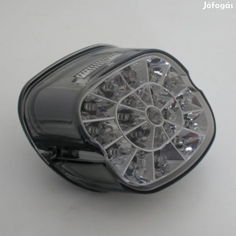HIGHSIDER okos LED hátsó lámpa, füstszínű üveg és króm reflektor, szám