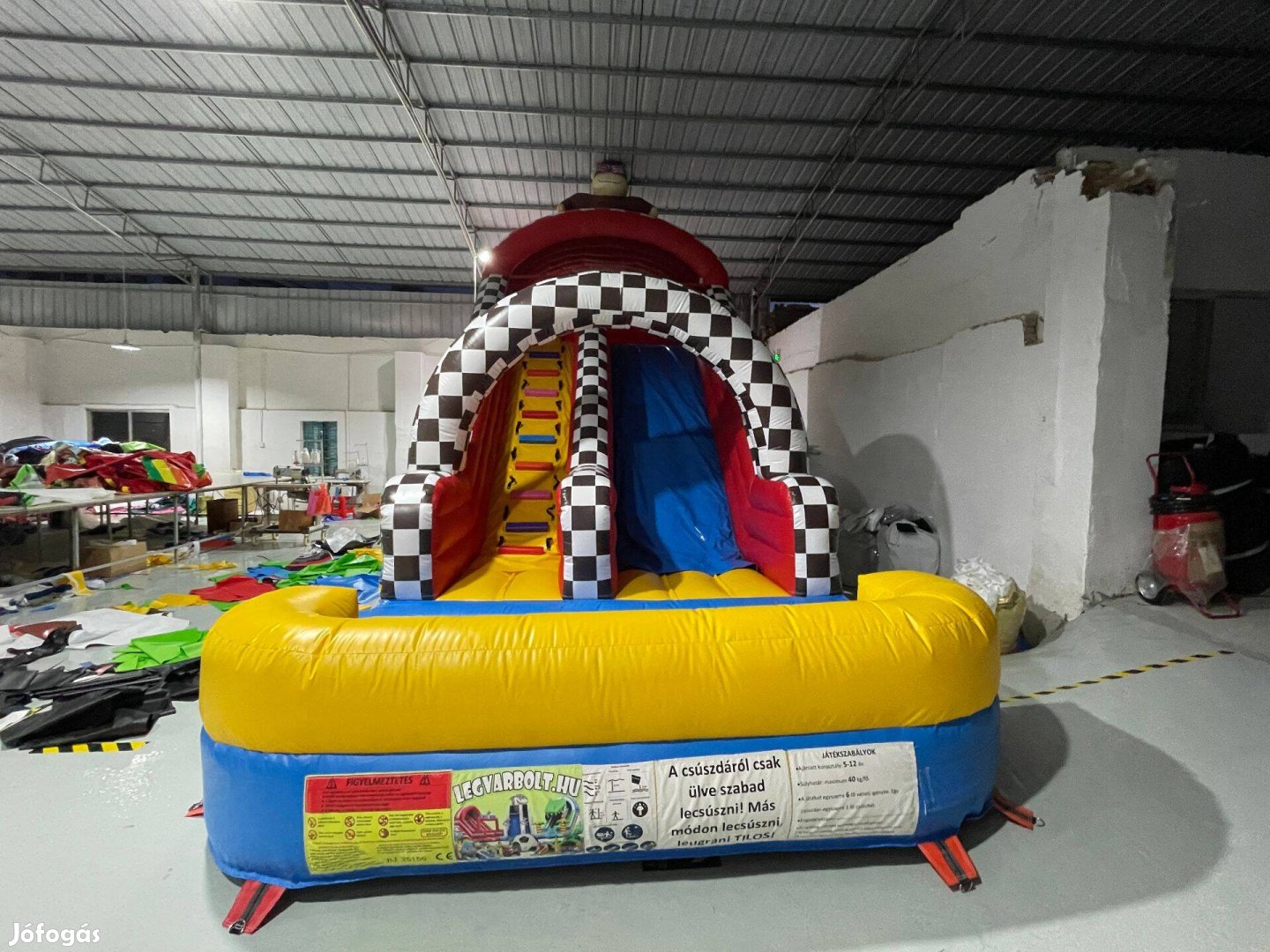 HJ40 Képregény vizes csúszdás légvár ugrálóvár