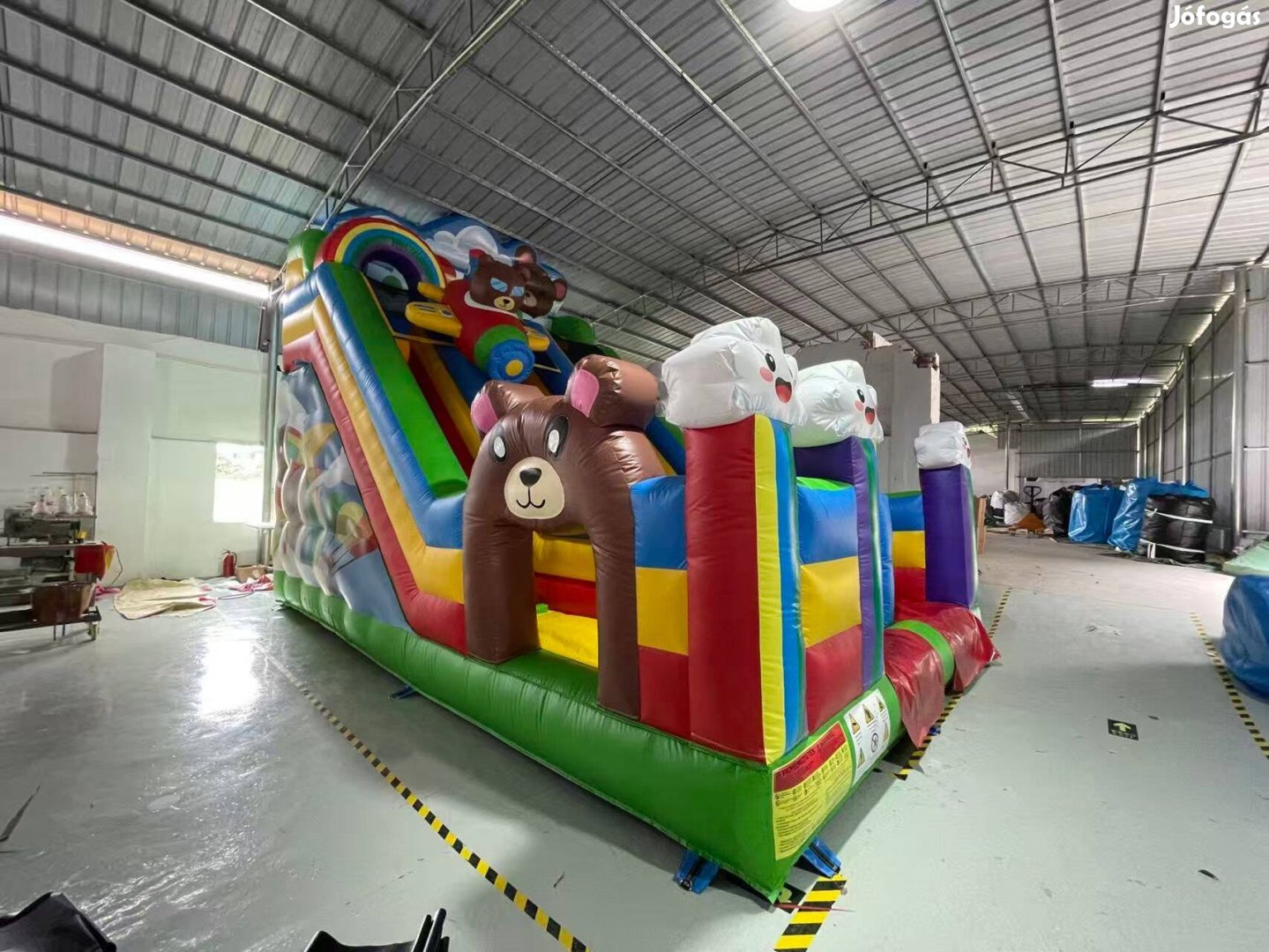 HJ64 Mackós csúszdás légvár ugrálóvár