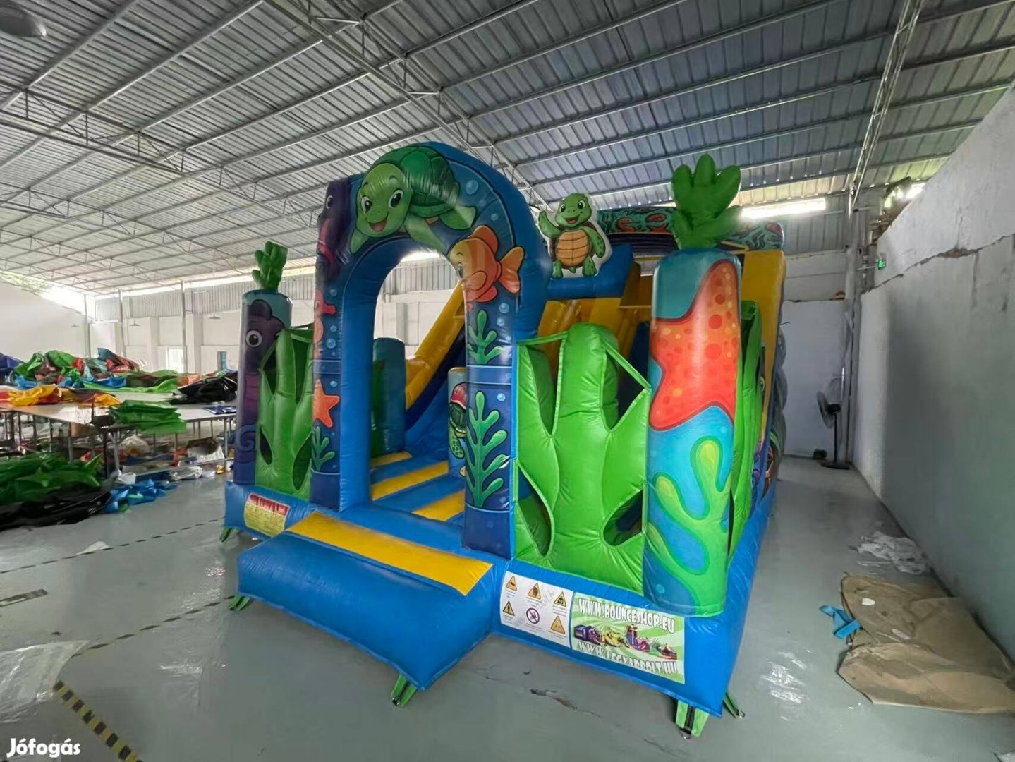 HJ80 Teknős duplacsúszdás, akadályos légvár ugrálóvár