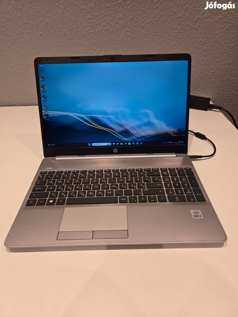 HP 250 G8 Laptop