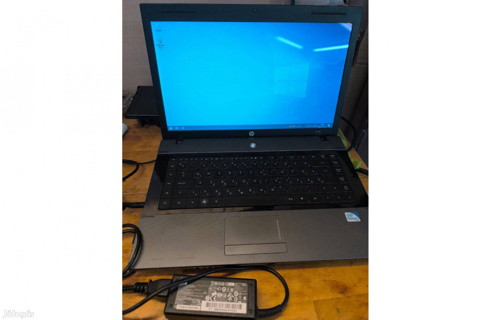 HP 620 laptop 4Gb DDR3 500Gb WD Black Win 10 + HP táska