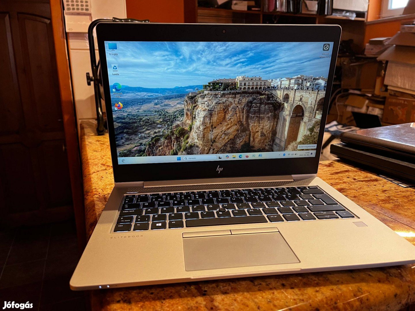 HP Elitebook 735 G5 - AMD Ryzen3, SSD, Full HD, Radeon Vega6 !