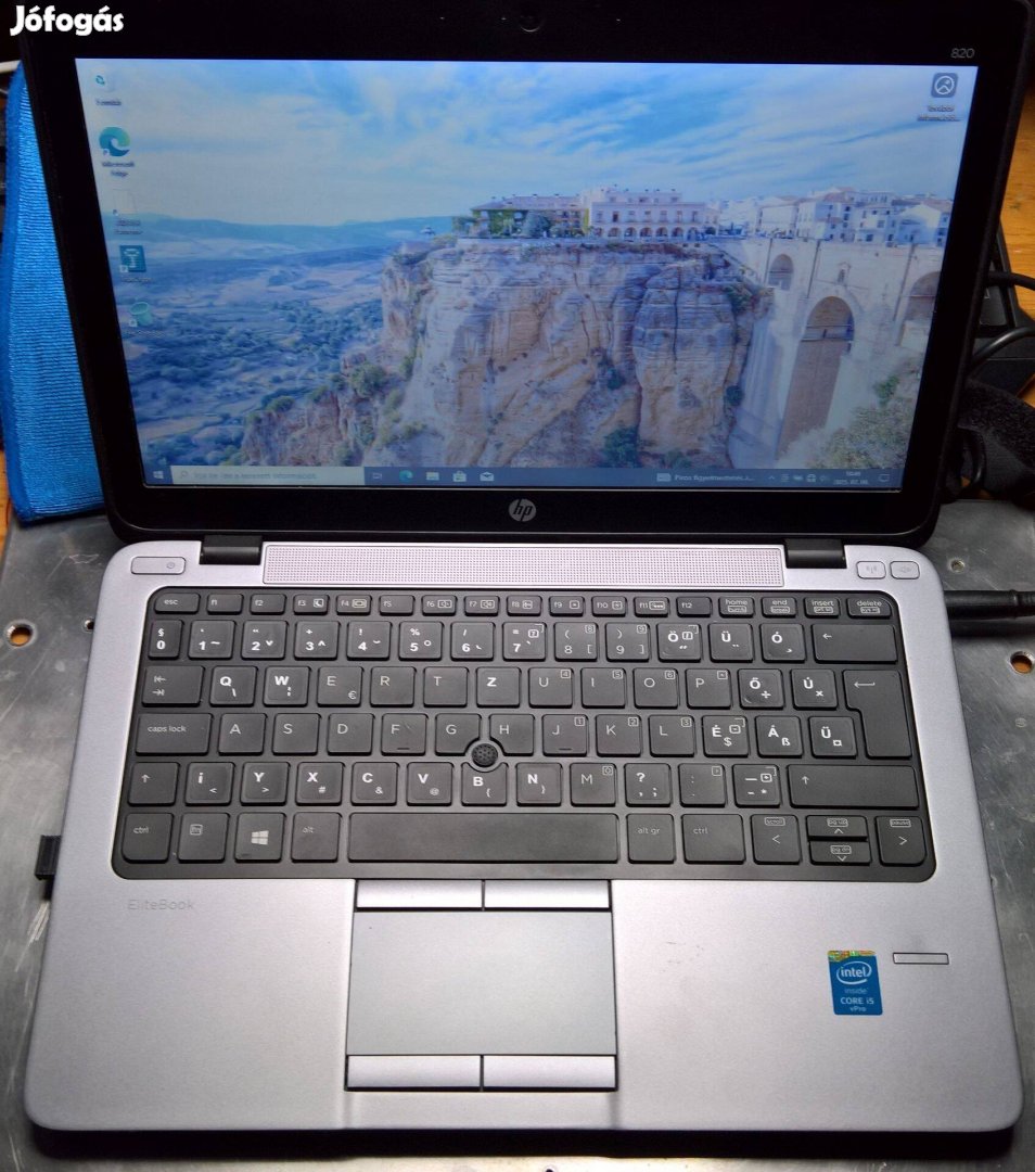 HP Elitebook 820 G1 , i5-4310U , 8 GB RAM , töltő