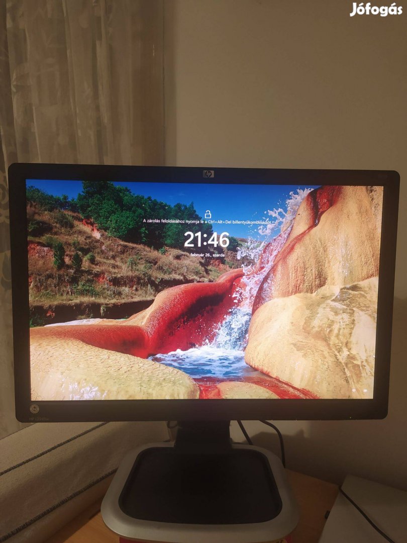 HP L2245w monitor