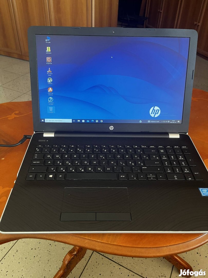 HP Laptop, kiegészítőkkel 