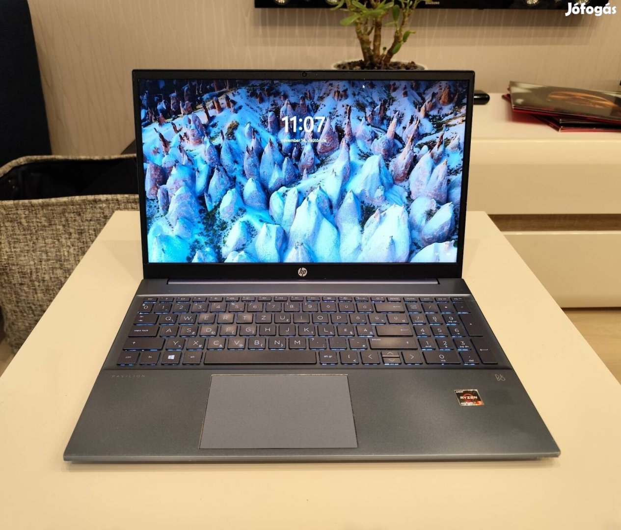 HP Pavilion 15eh Ryzen 5 4300u 8GB RAM 128GB SSD laptop