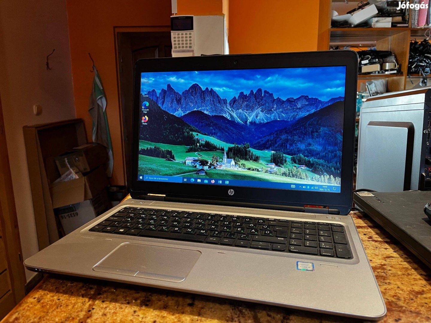 HP Probook 650 G2 - i3-6100U, SSD, szép állapot!