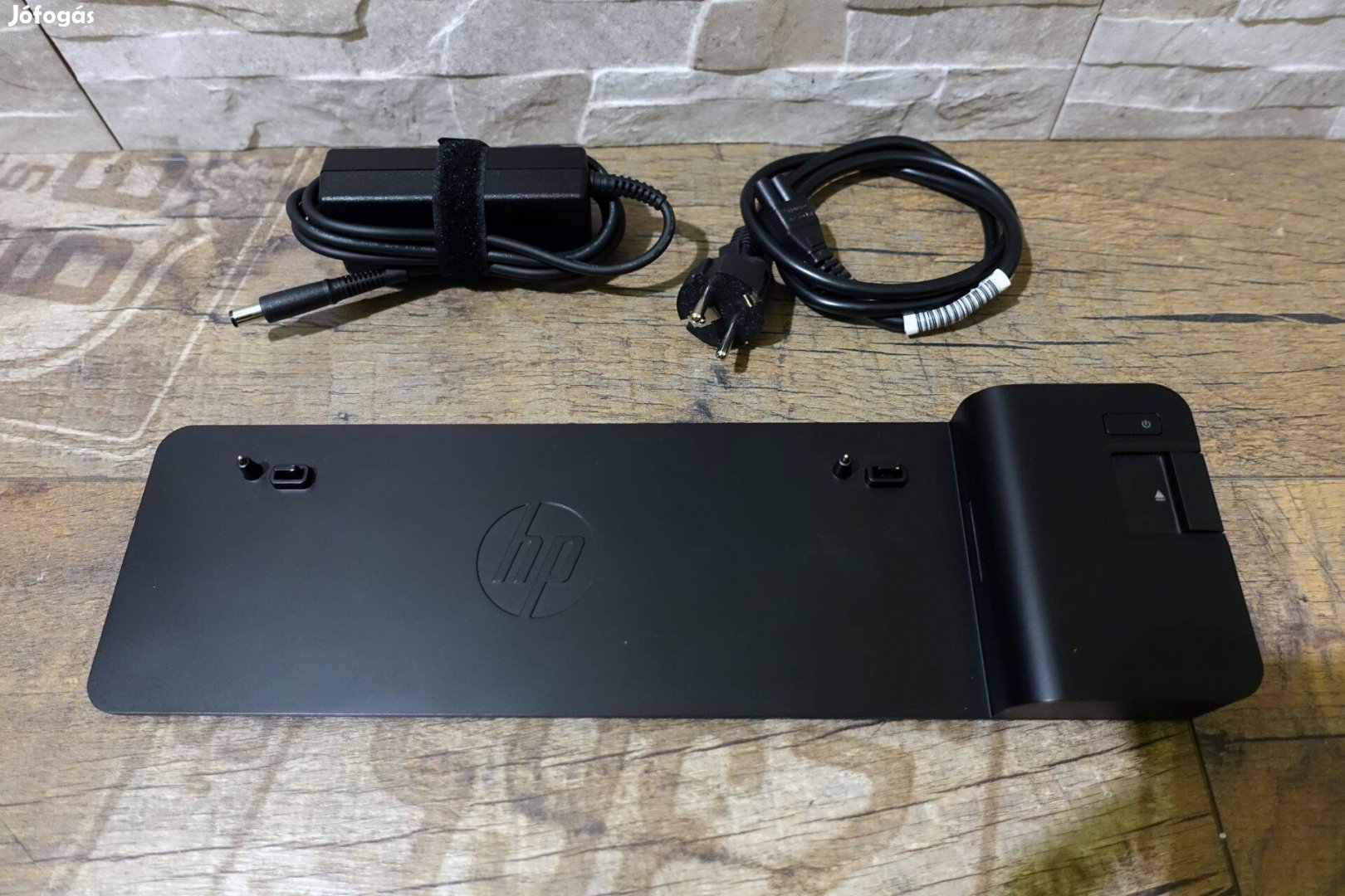 HP Ultraslim dokkoló, 65W-os töltővel