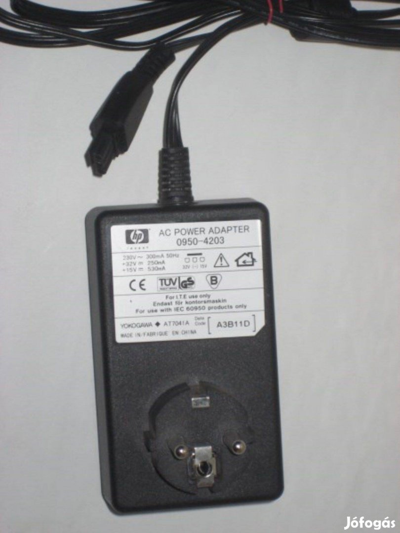 HP adapter fekete dugós