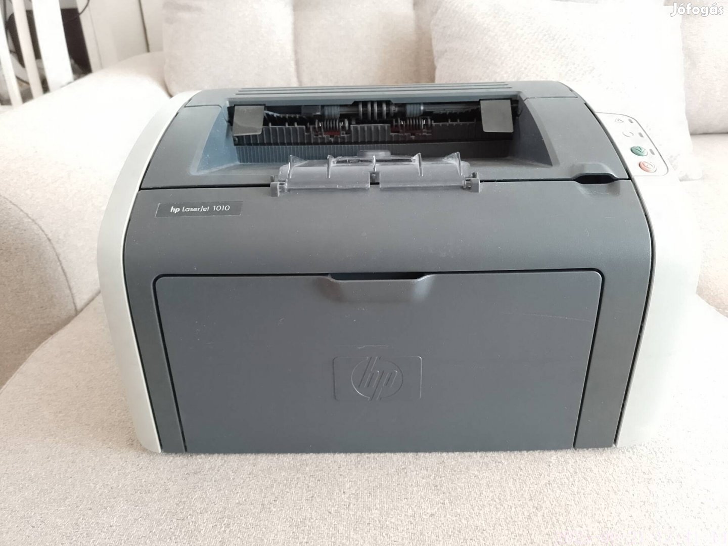 HP laserjet 1010 nyomtató keveset haszált, szép állapotú