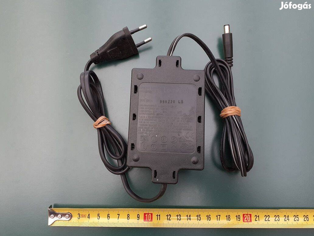 HP tápegység adapter C2176A típus