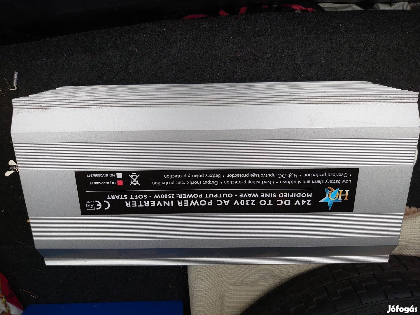HQ 2500W 24V professzionális inverter HQ-INV2500/24