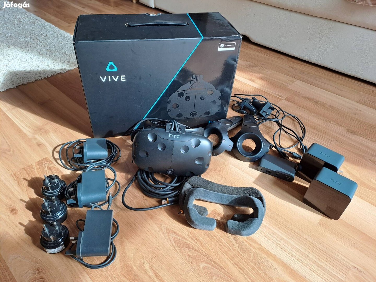 HTC Vive VR headset (teljes készlet)